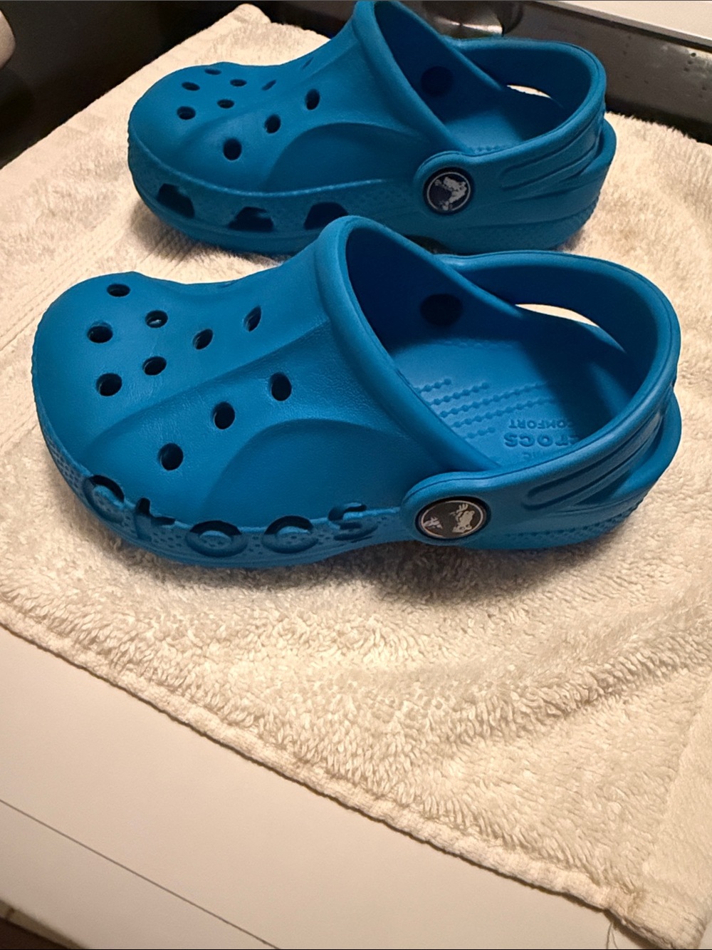Kids Blue Crocs - Picture 3 of 5